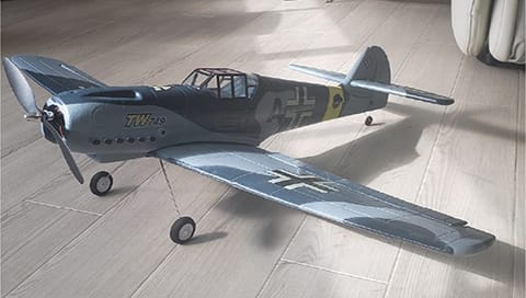 VTOLを含む固定翼機の操縦や機体のセッティングを学ぶ入門コースです。